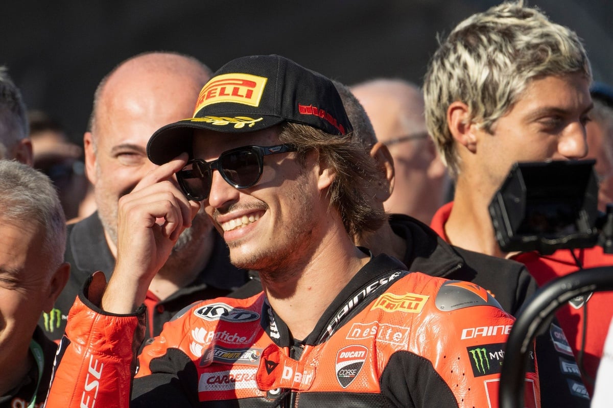 WSBK Çekya Superpole: Bulega yeni tur rekoruyla lider, Bahattin 17. sırada