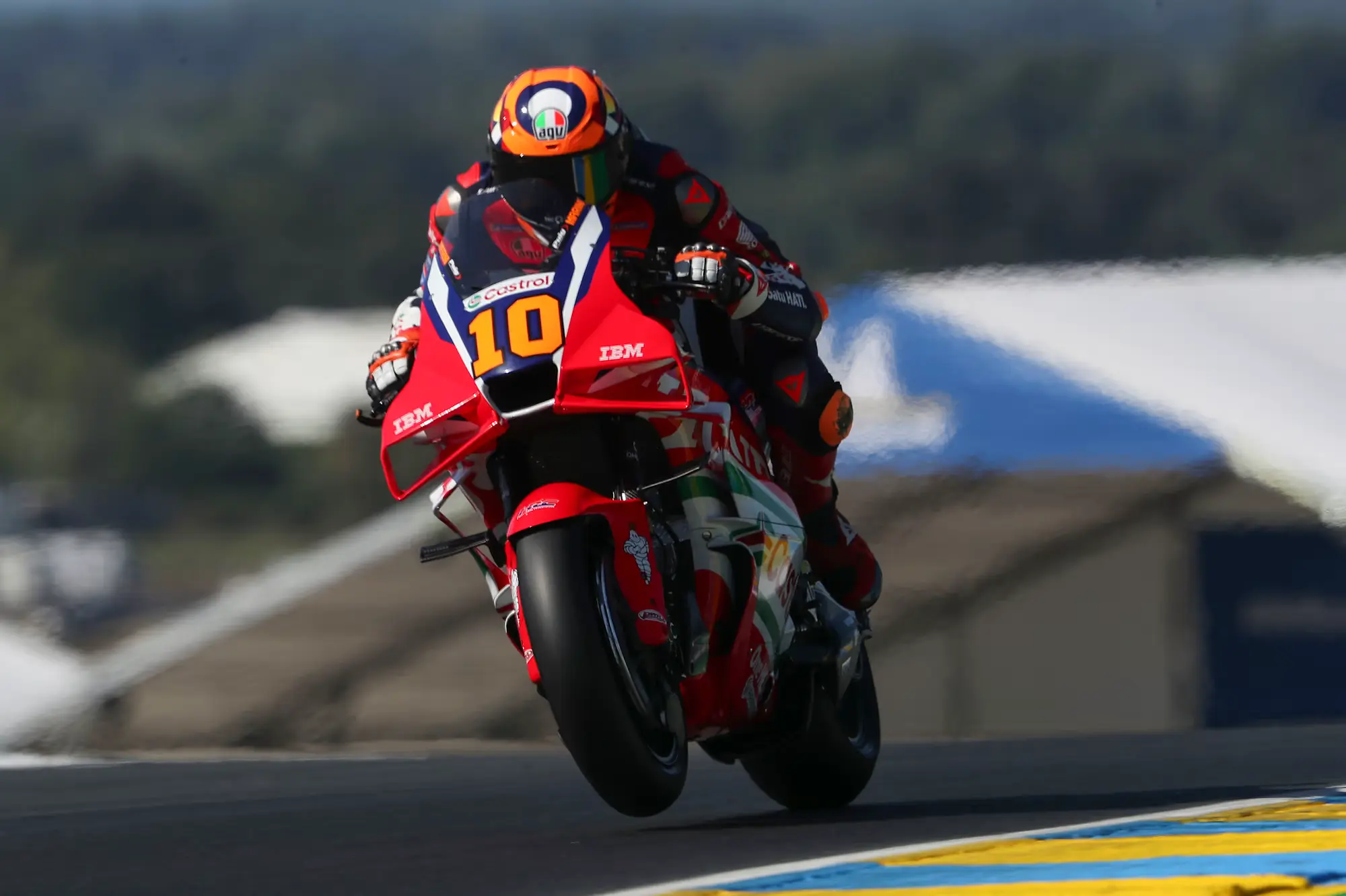 Marinin TrackHouse Apriliadaki potansiyeli artıyor: MotoGPde İtalyan ağırlıklı Aprilia projeleri güçleniyor.