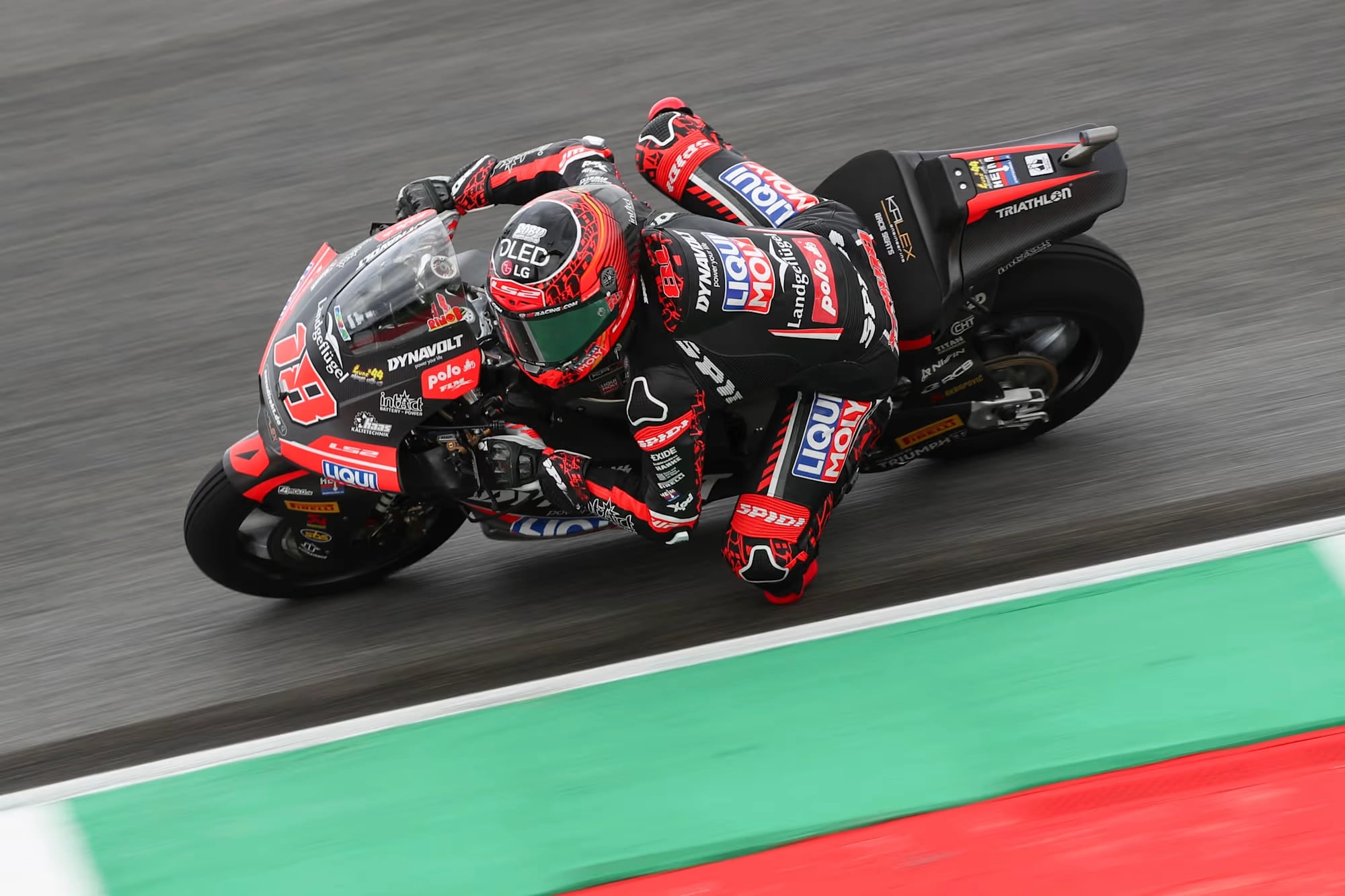 Manuel González, Moto2 Macaristan Grand Prixnde Balaton Parkta zirveye yerleşti; Deniz Öncü 17. oldu.