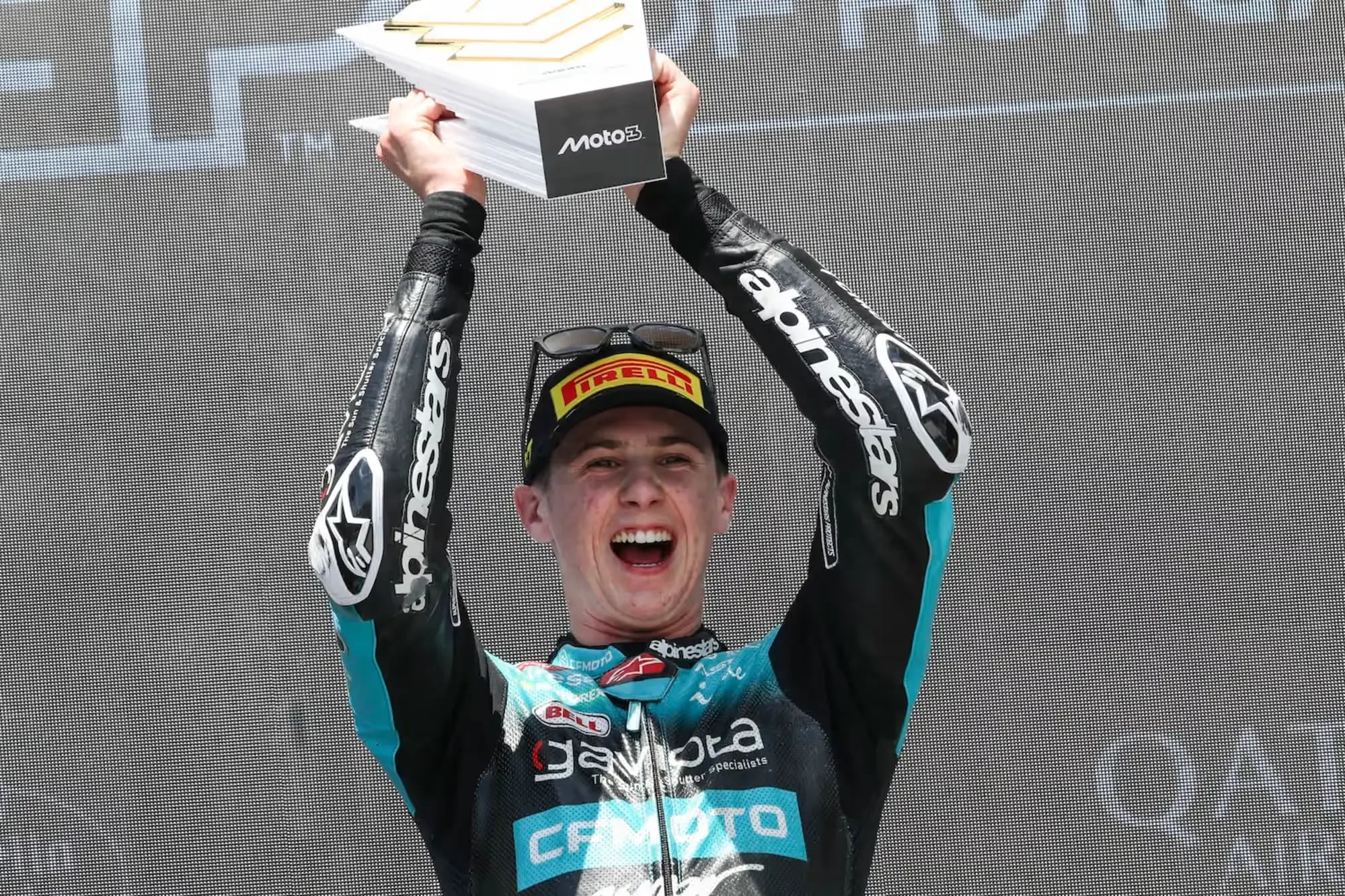 Maximo Quiles, Macaristanda Drama Yaratarak Moto3 Zaferini Güldü