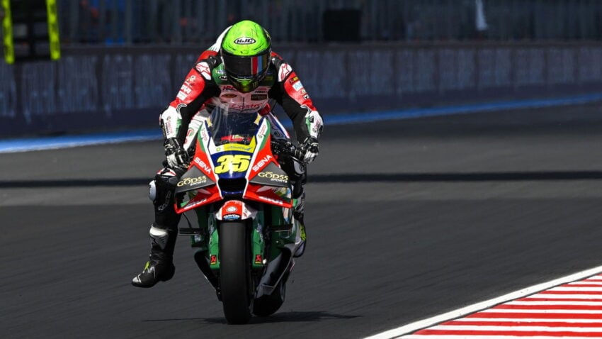 Cal Crutchlow iki MotoGP yarışında daha LCR Honda ile piste çıkacak