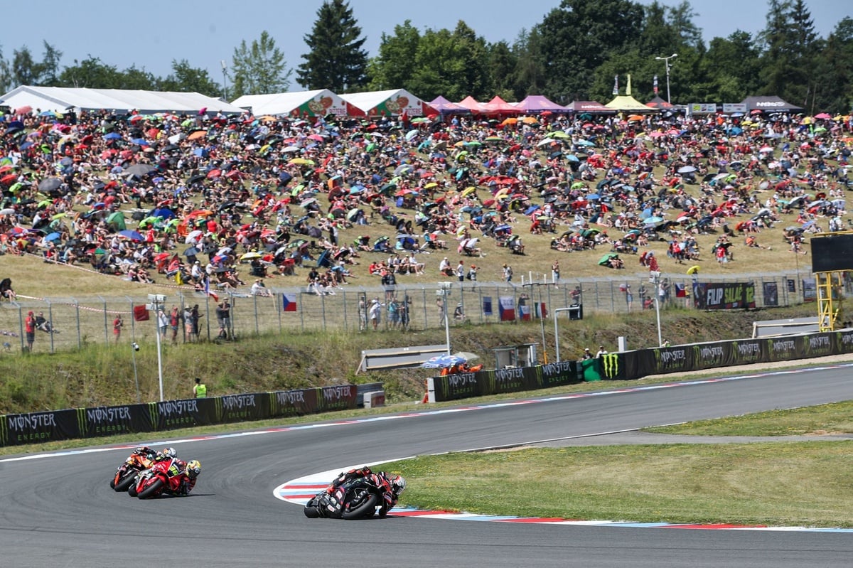 MotoGP Kurallarında Büyük Değişiklikler: Holeshot Cihazları Yasaklandı, Grid Düzeni Güncelleniyor