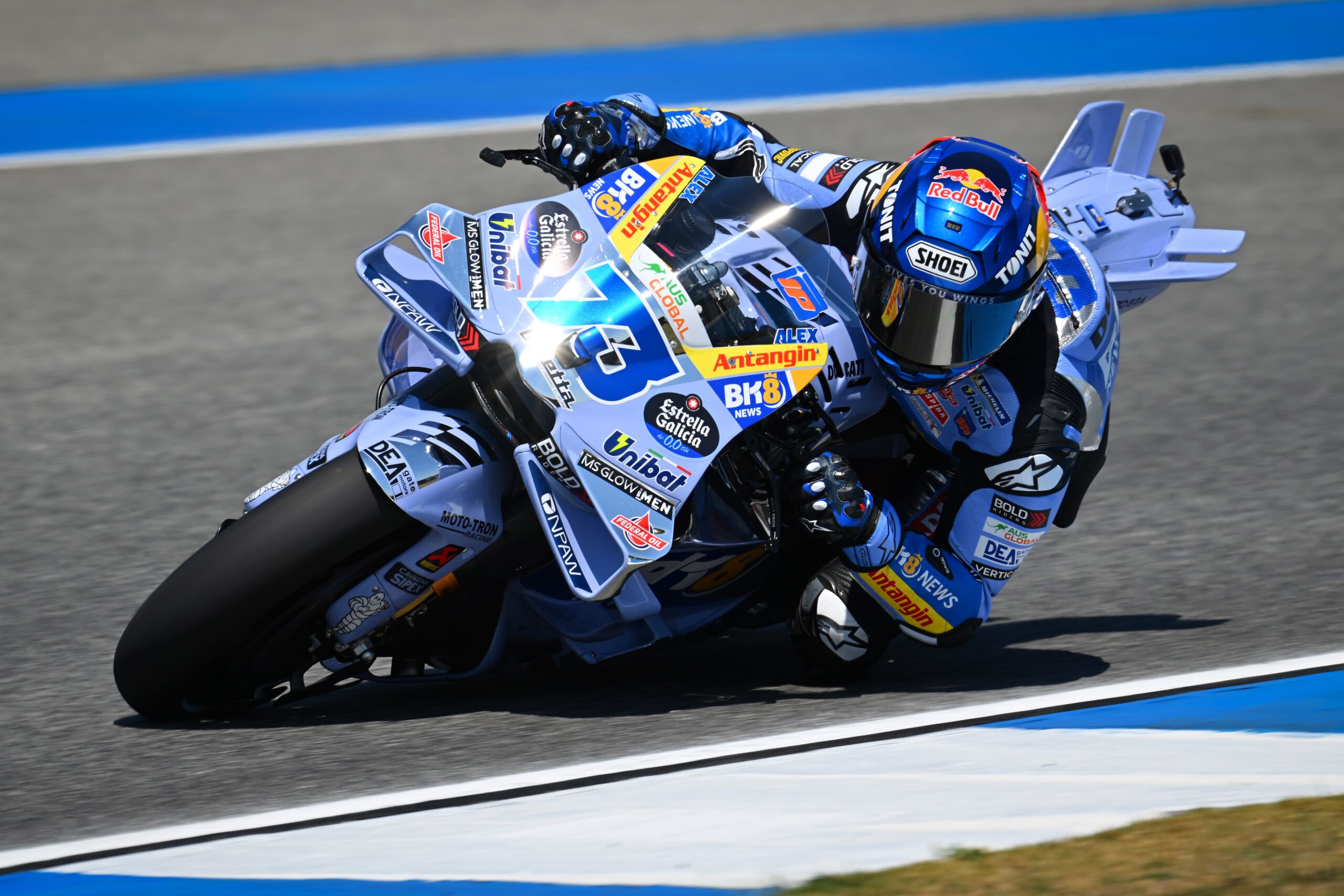 Alex Marquez İspanya GP’yi Kazandı: Marc Marquez Kaza Yaptı!