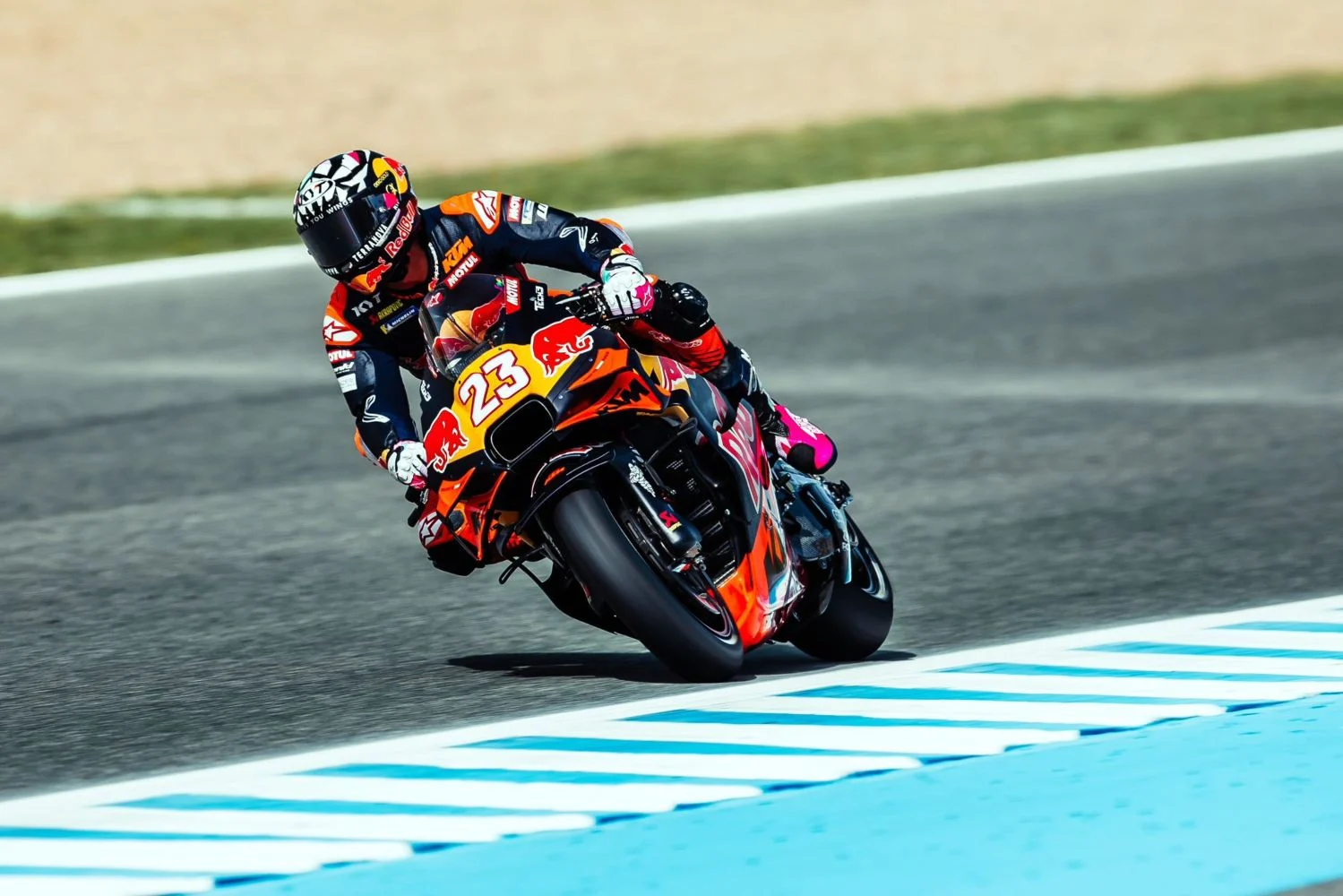 Bastianini: “Q2’yi Kaçırdığım İçin Üzgünüm, KTM Barcelona’da Güçlü”