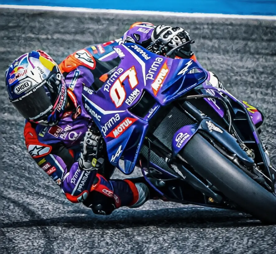 Toprak Razgatlıoğlu Durmuyor: Yamaha’nın V4 Geleceği İçin Jerez Yolunda!