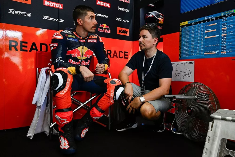 Maverick Viñales Barcelona’da Geri Dönüyor!