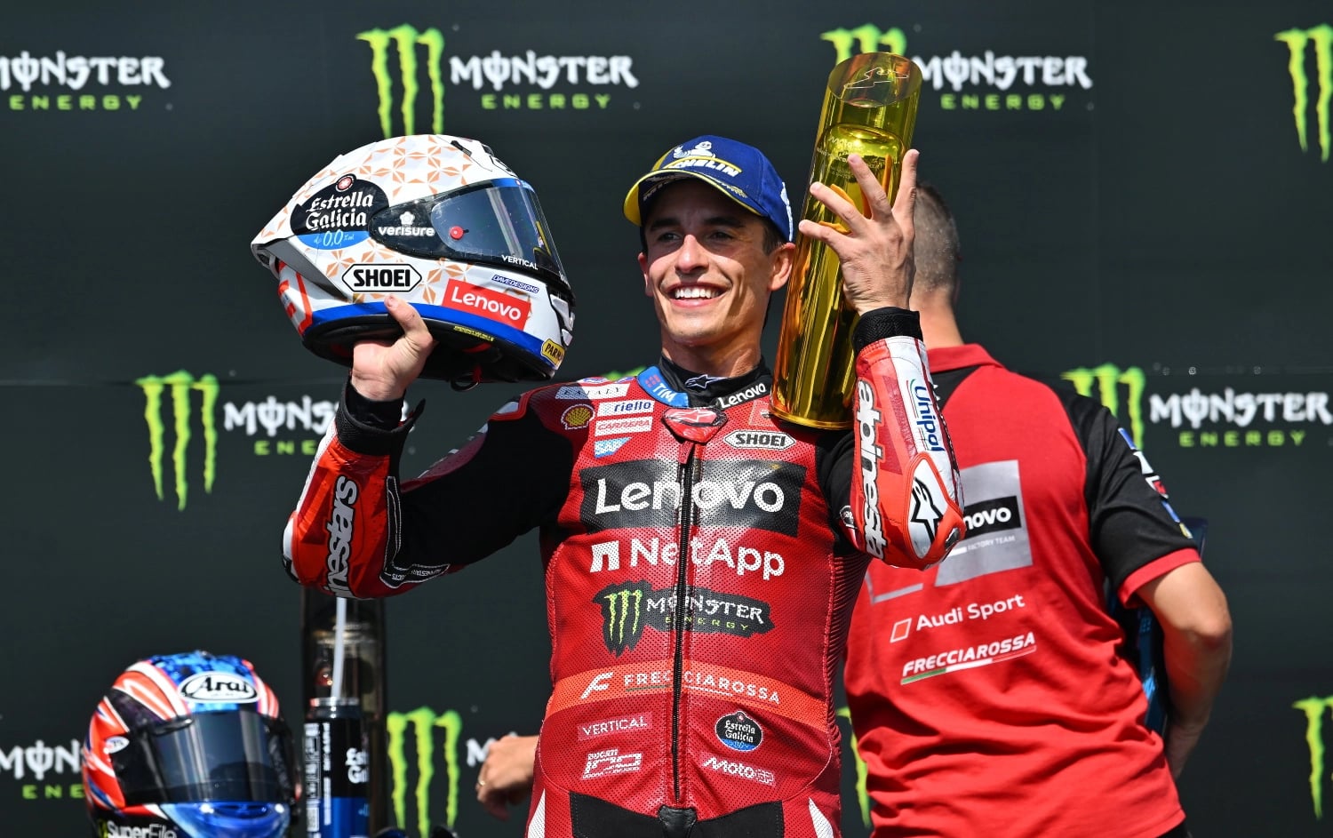 Marc Marquez Brnoda üst üste ikinci zaferini aldı: Bezzecchi ceza ile şampiyonada darbe aldı